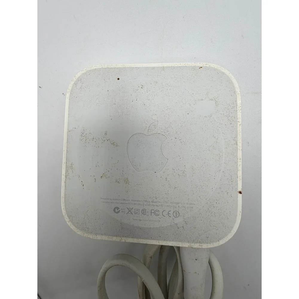 Apple AirPort Express 2nd Generation Wi-Fi Router A1392 MC414LL/A Base Station - Picture 4 of 7